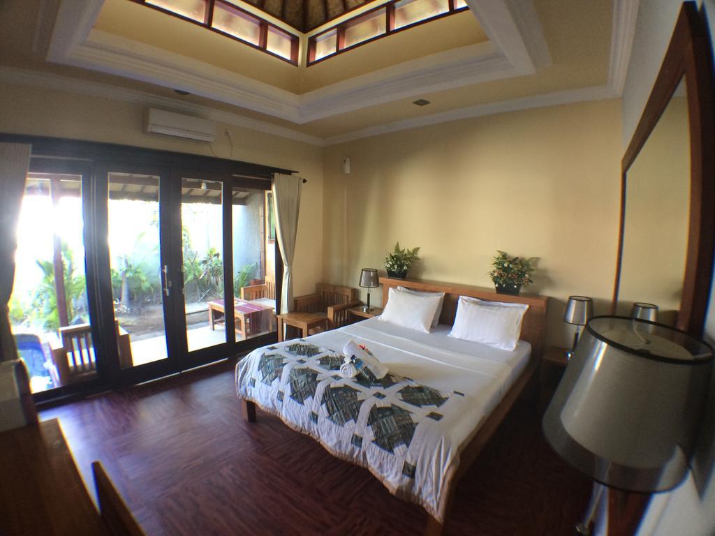 Villa Sahabat Gili Trawangan Exterior photo
